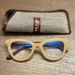 Blu Planet Cream Glasses with Brown Accents readers 1.75